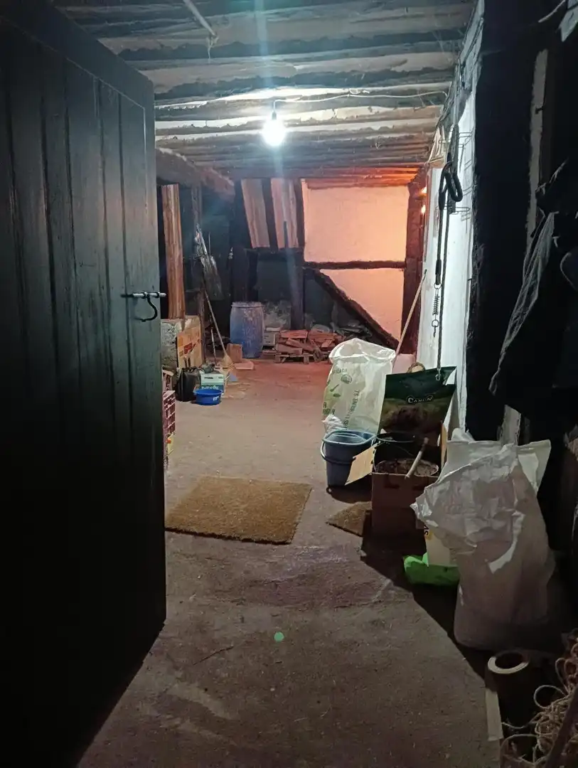 Casa adosada en venda en Camprovín