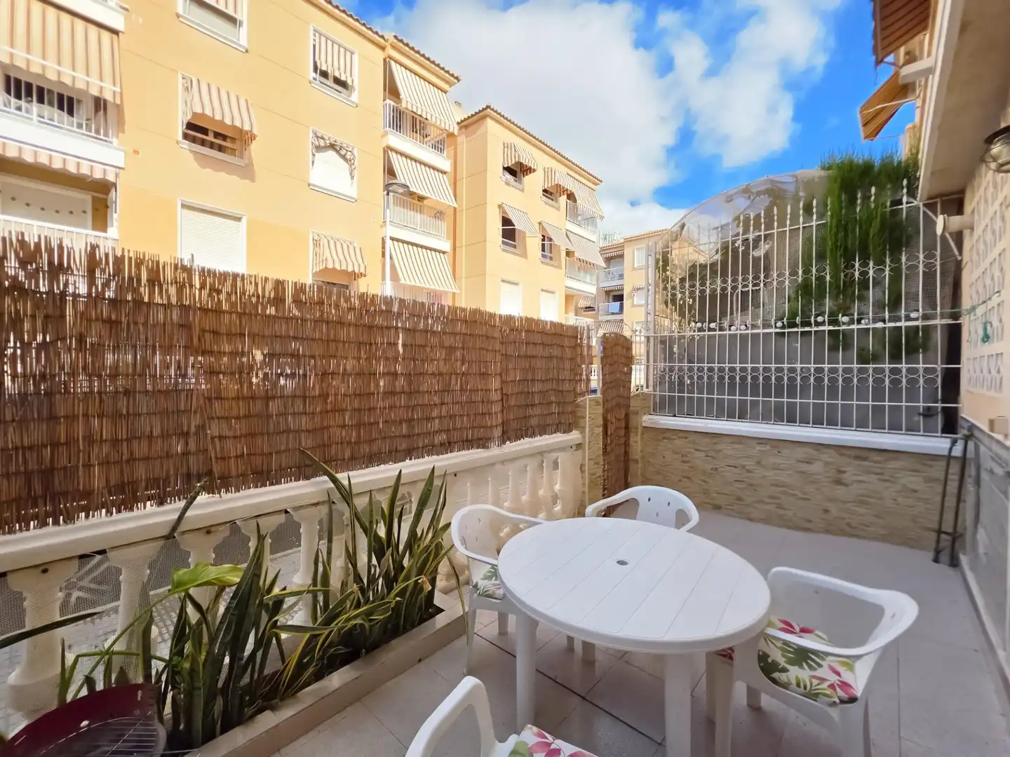 Terrassa de Casa o xalet en venda en Santa Pola amb Calefacció, Jardí privat i Terrassa