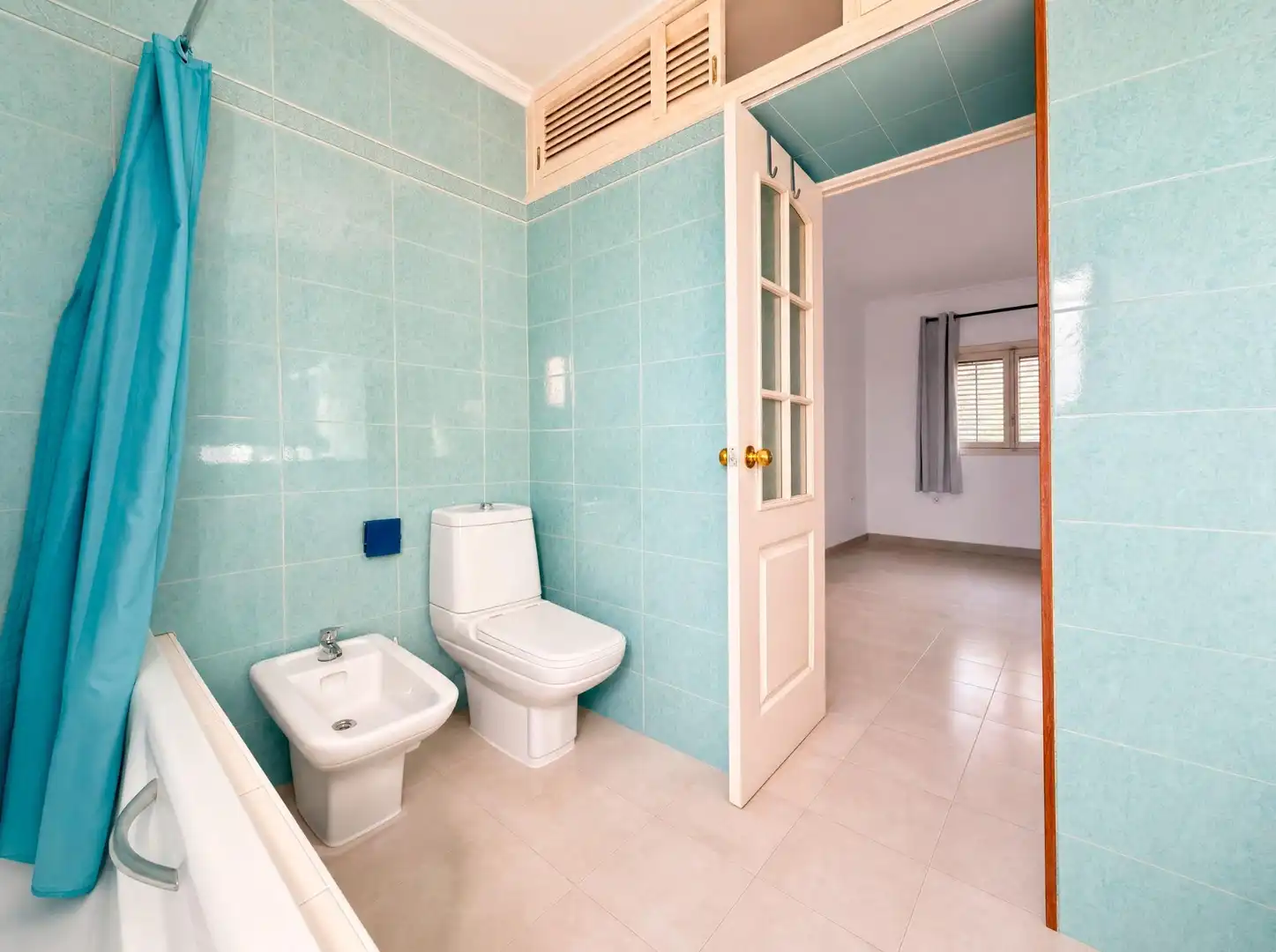Bany de Casa o xalet en venda en Santa Eulària des Riu amb Jardí privat, Terrassa i Traster