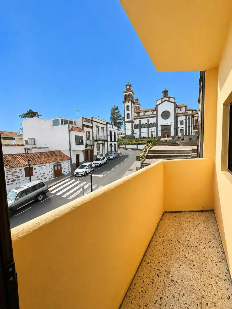 Flat with terrace for sale in Plaza de Simón Milián 5
