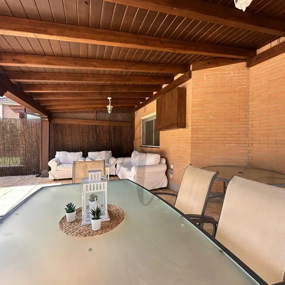 Casa aparellada amb piscina de lloguer a Calle San Martín, imagen 51