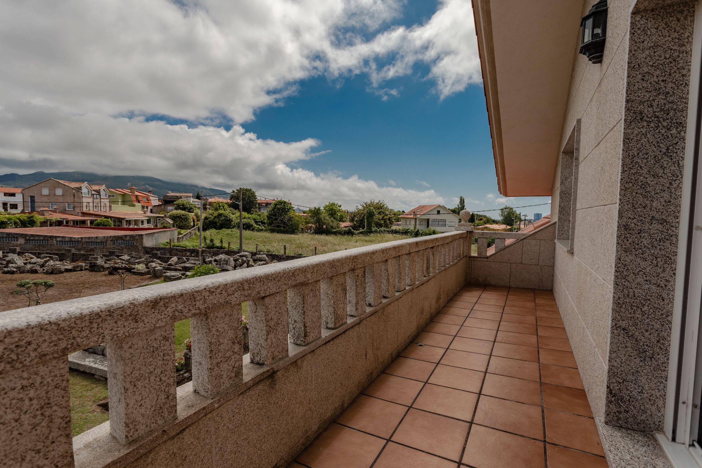 Exterior view of House or chalet for sale in Vigo   with Private garden, Parquet flooring and Terrace