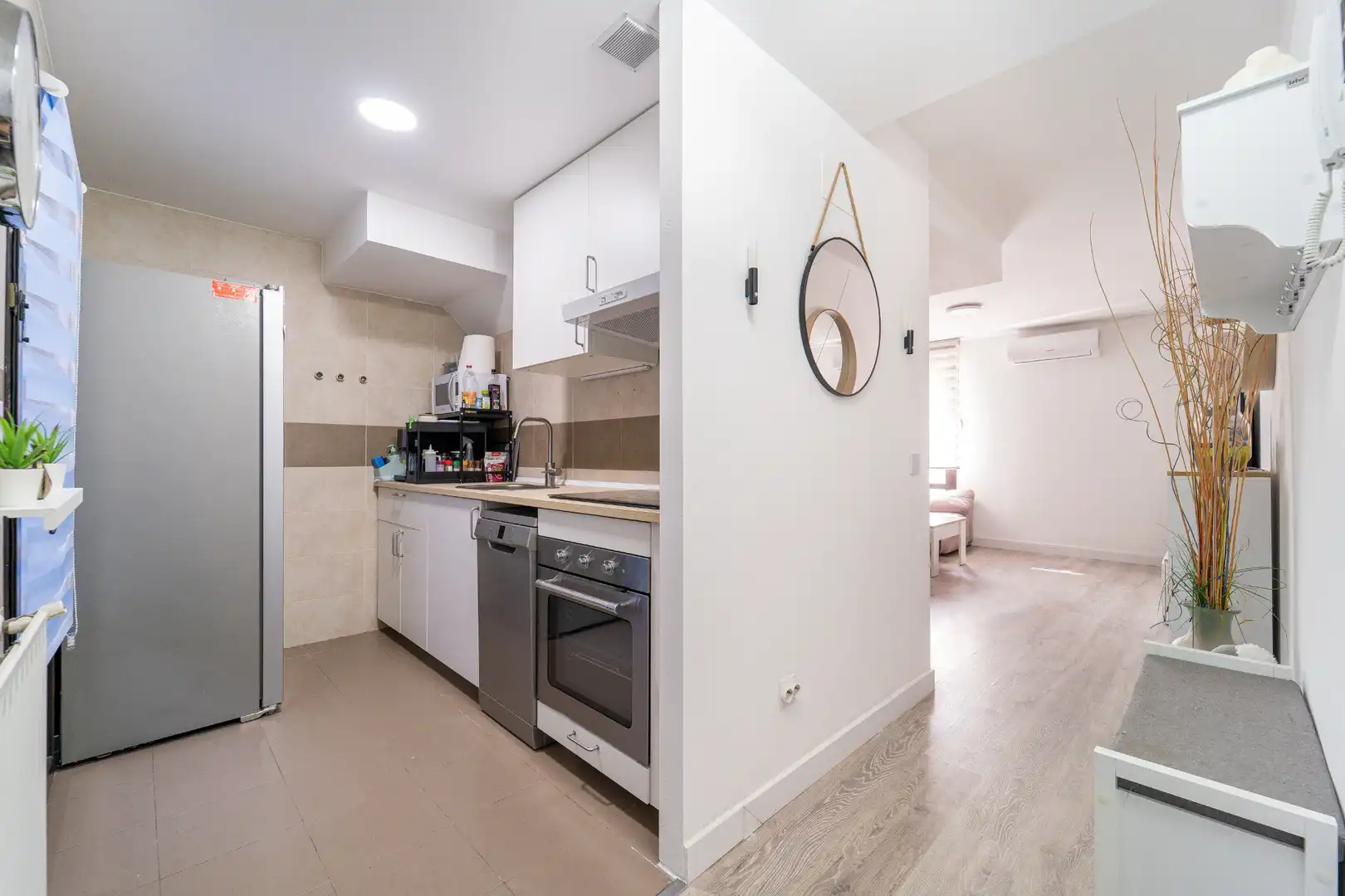 Cuina de Dúplex en venda en Sevilla la Nueva amb Aire condicionat, Calefacció i Traster