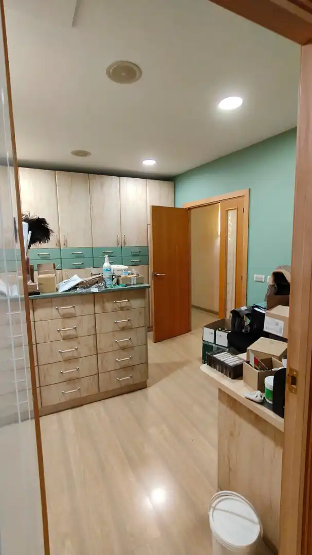 Commercial properties for sale in Durango  with Air Conditioner, Heating and Furnished