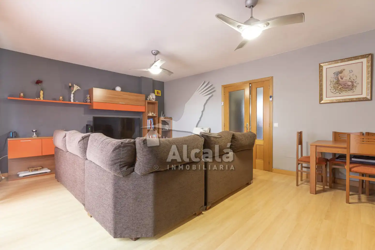 Sala de estar de Casa adosada en venta en Valdeavero con Aire acondicionado, Calefacción y Jardín privado