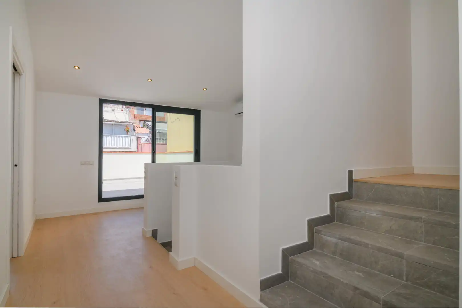 Penthouse with terrace for sale in Carrer Victòria 95, imagen 61