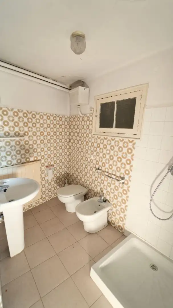 Badezimmer von Gebäude zum Verkauf in Castellterçol