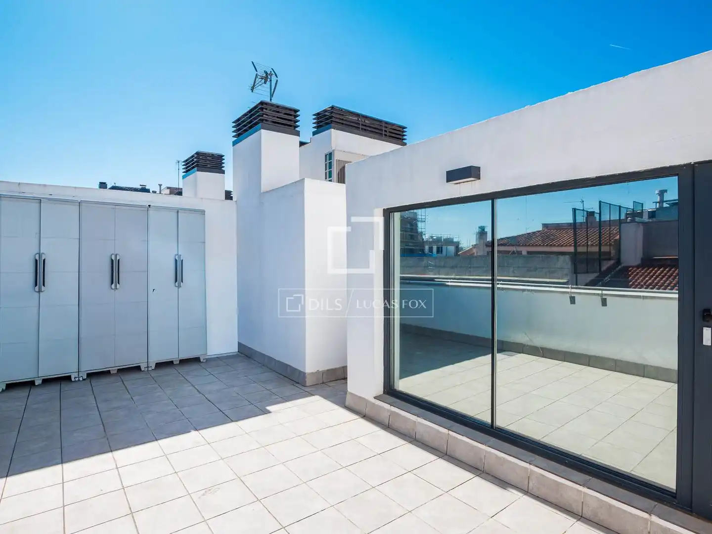 Terrasse von Wohnung zum Verkauf in Sant Cugat del Vallès mit Klimaanlage, Heizung und Terrasse