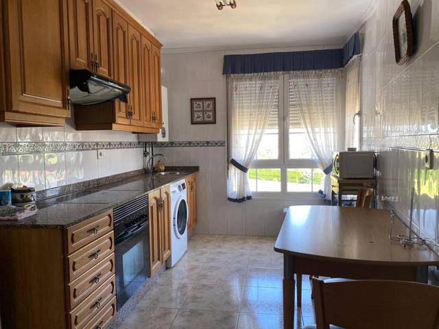 Piso en Alquiler en CL LAURELES LOS en El Berrón - La Carrera