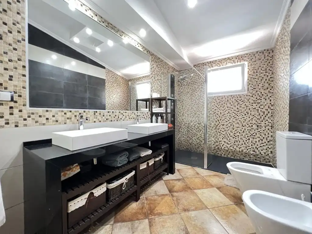 Baño de Casa o chalet en venta en Alzira con Aire acondicionado, Jardín privado y Terraza
