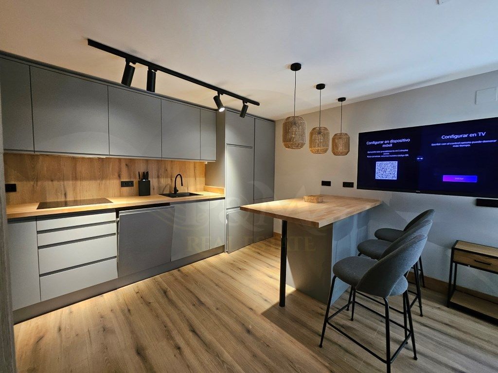 Flat to rent in N/A, Betren
