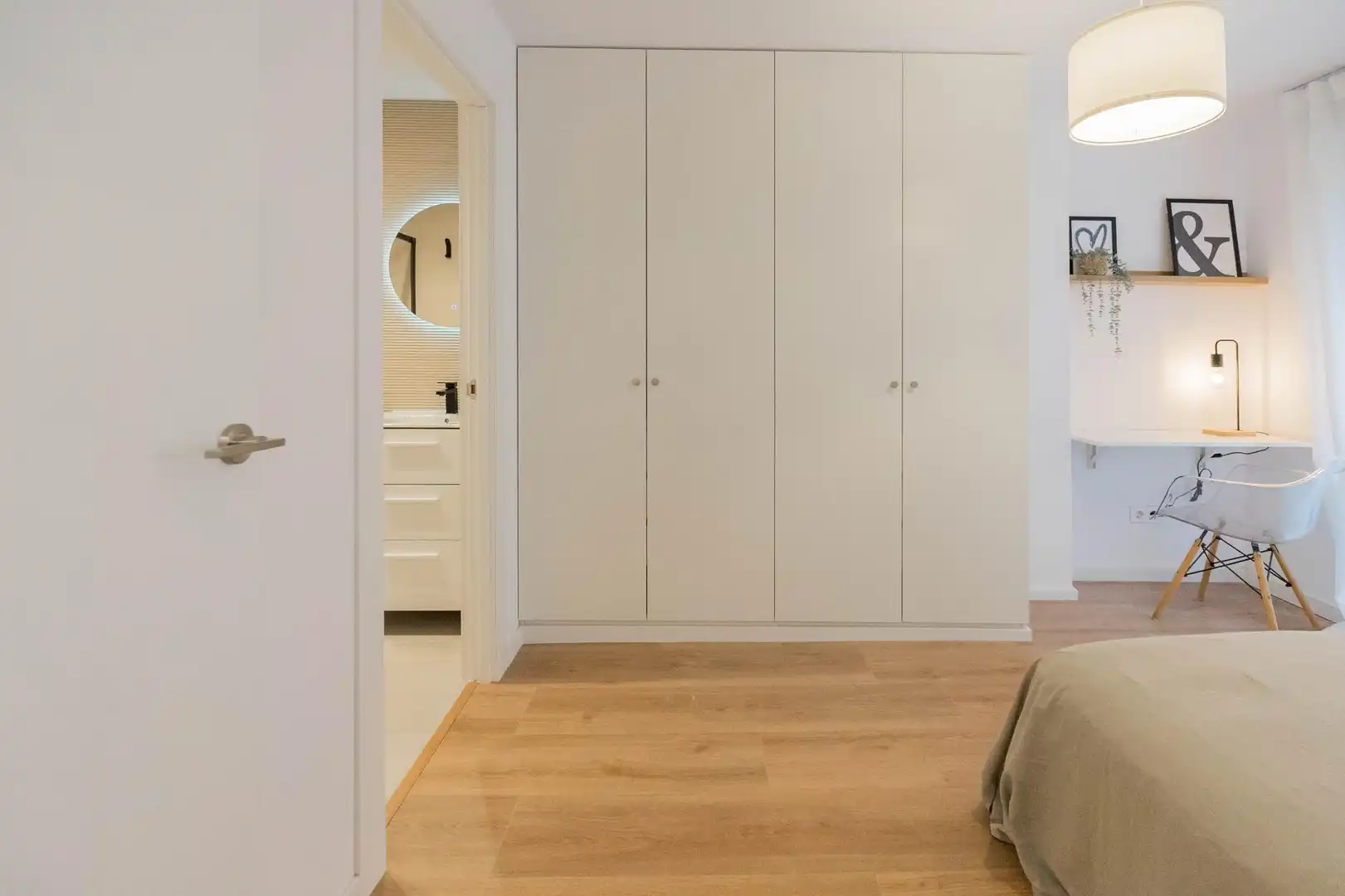 Dormitori de Apartament en venda en Málaga amb Aire condicionat, Terrassa i Balcó