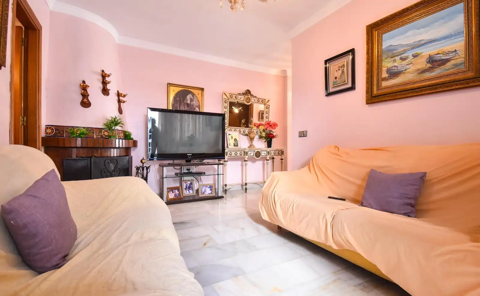 Sala de estar de Edificio en venta en Mijas