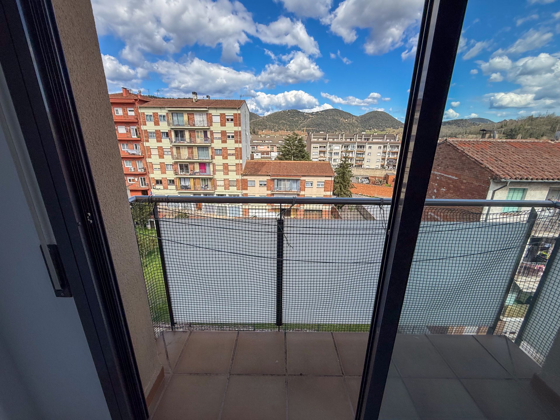 Balcony of Flat for sale in Olot  with Air Conditioner, Heating and Oven