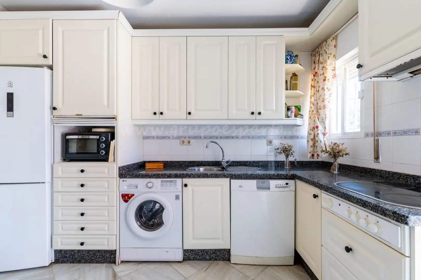 Cocina de Casa o chalet en venta en Villanueva del Ariscal con Aire acondicionado, Calefacción y Jardín privado