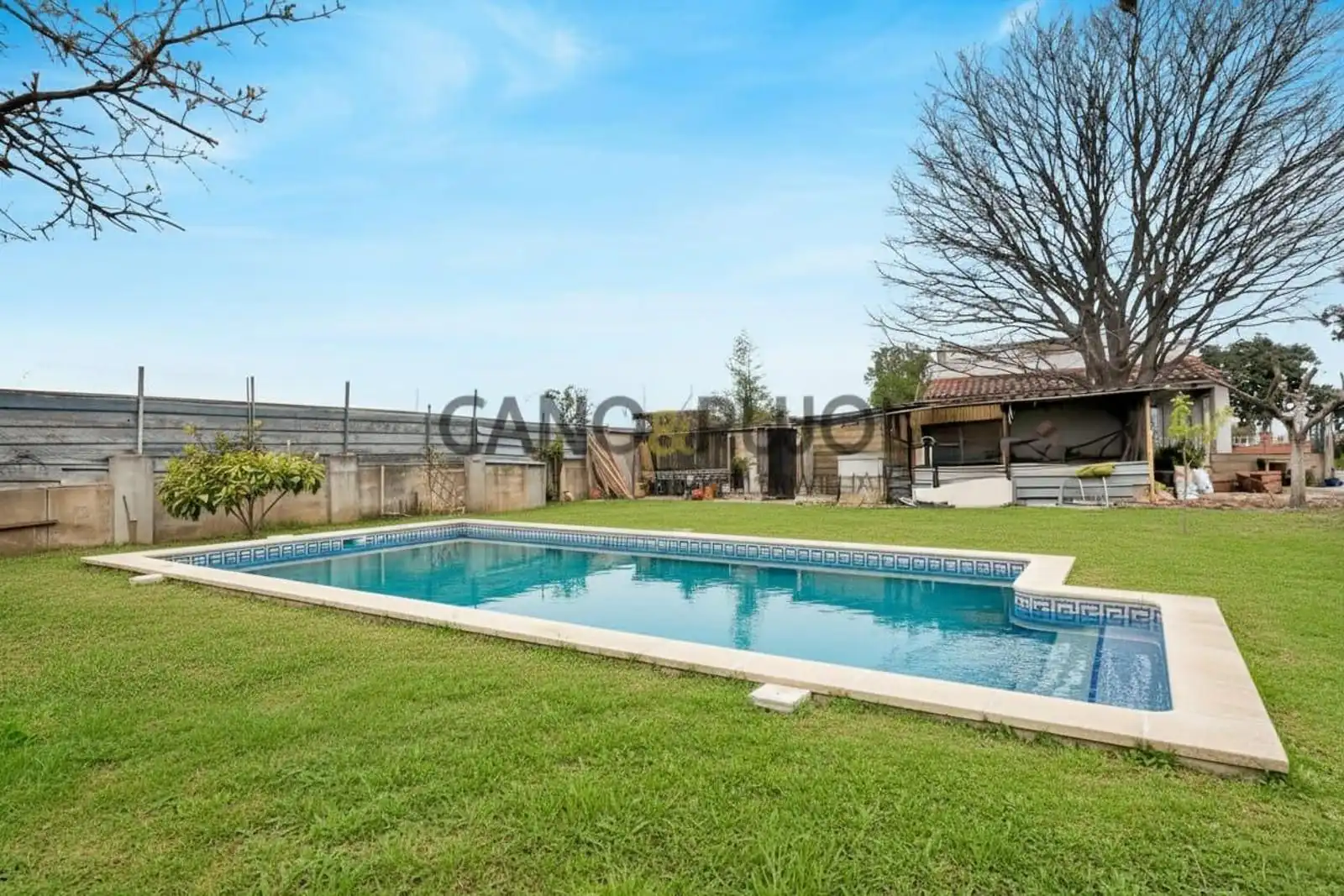 Piscina de Casa o chalet en venta en Rubí con Aire acondicionado, Calefacción y Jardín privado