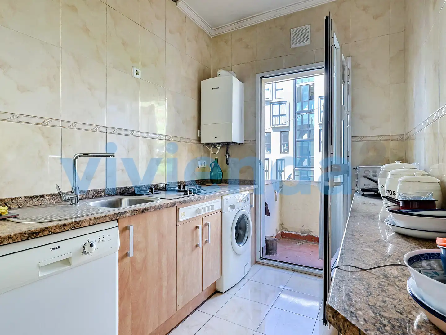 Kitchen of Flat for sale in Madrid  with Heating, Terrace and Storage room