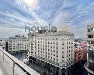 Exterior view of Flat to rent in  Madrid Capital  with Air Conditioner and Terrace