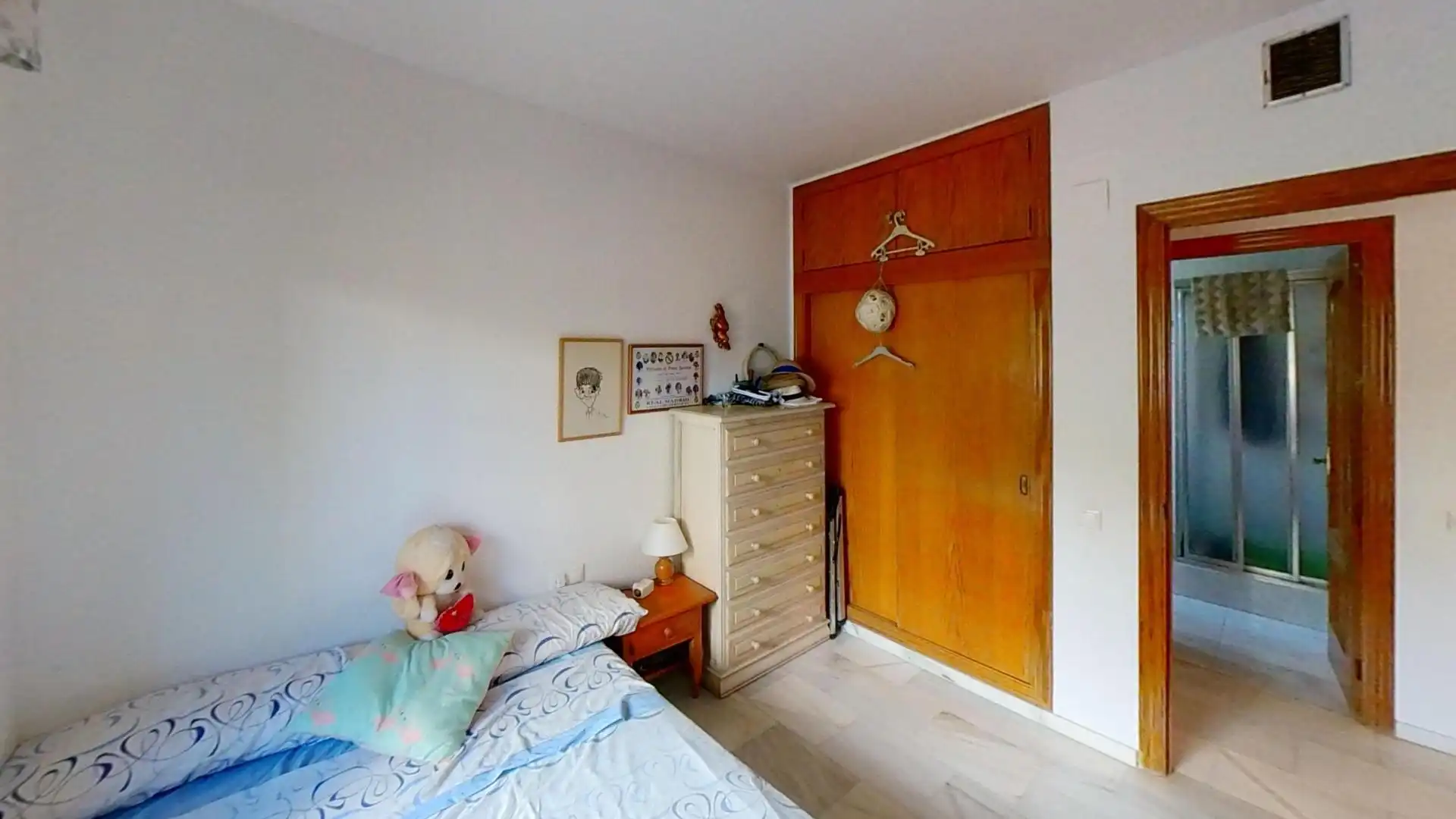 Dormitori de Casa o xalet en venda en Córdoba amb Aire condicionat, Jardí privat i Terrassa