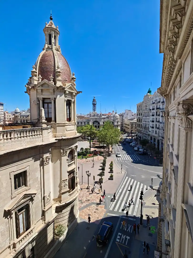 Vista exterior de Oficina de alquiler en Ciutat Vella 