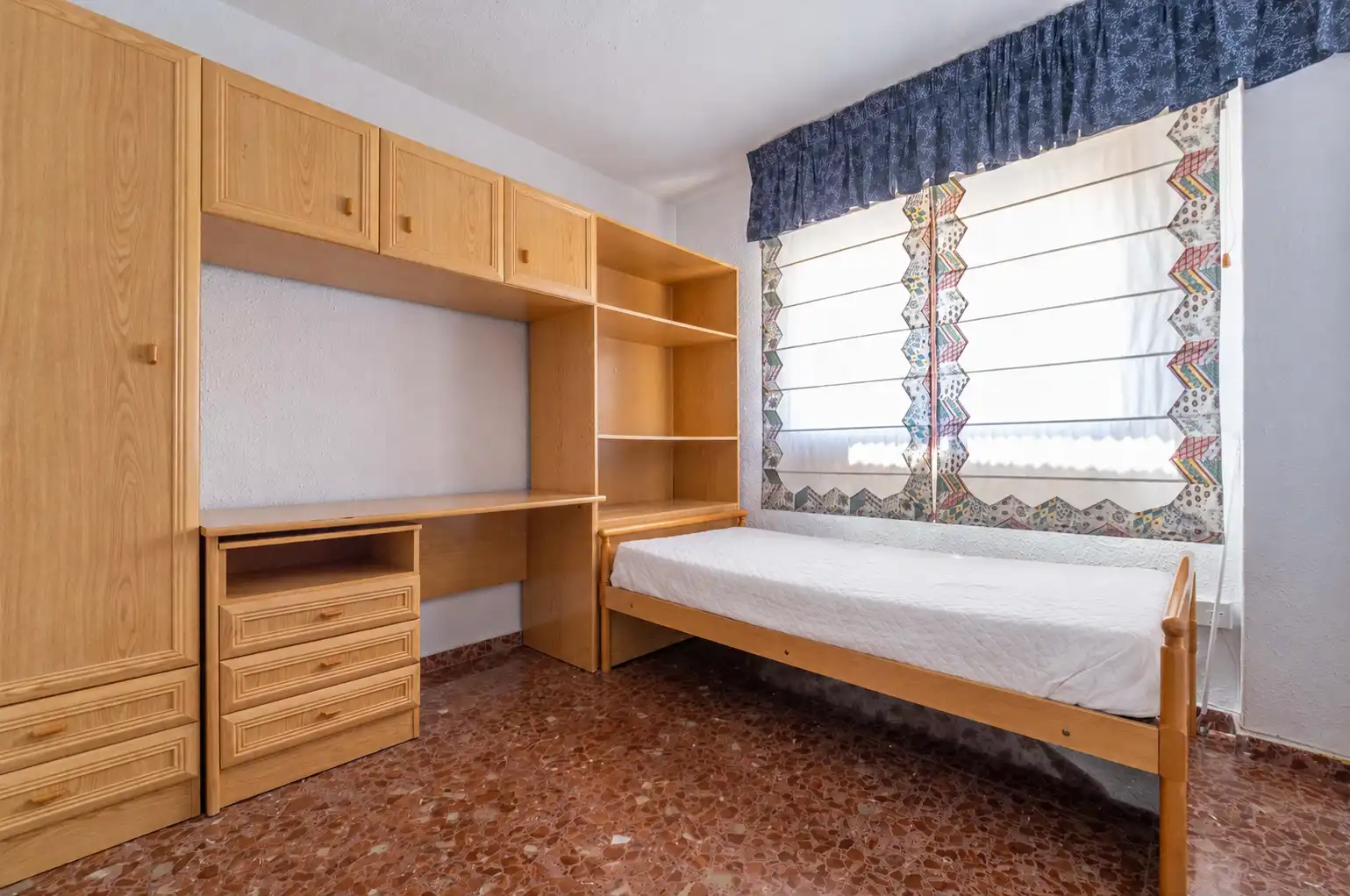 Apartment with pool for sale in Vicente Chavarri, imagen 7