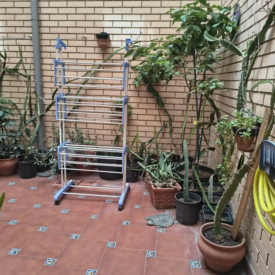 Jardín de Piso en venta en Linares con Terraza y Balcón