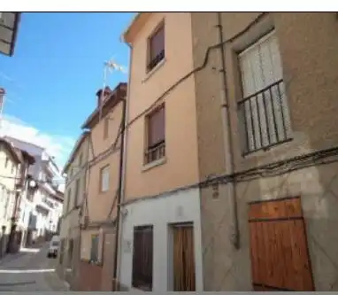 Haus zum Verkauf in Madrigal de la Vera