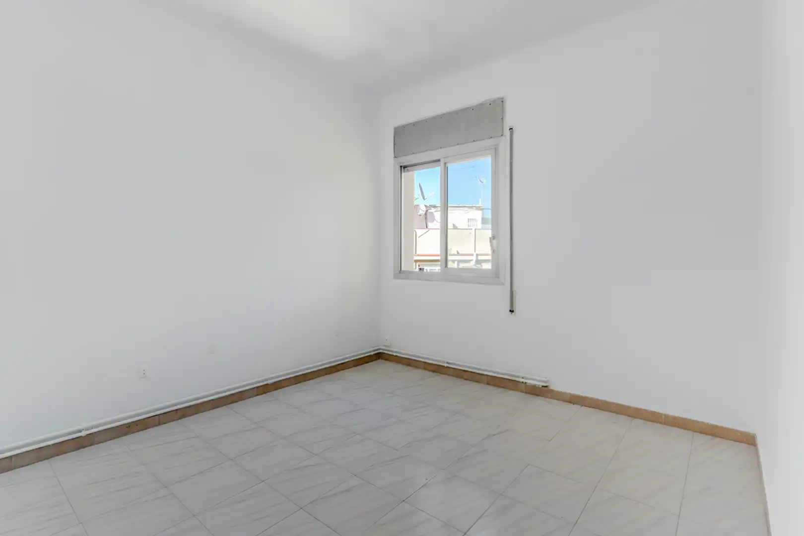 Schlafzimmer von Wohnung zum Verkauf in Barcelona mit Balkon