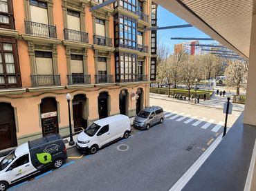 Local comercial en alquiler en Calle Dindurra 1