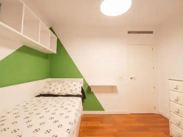Habitación de Piso en venta en Paterna con Aire acondicionado, Calefacción y Terraza
