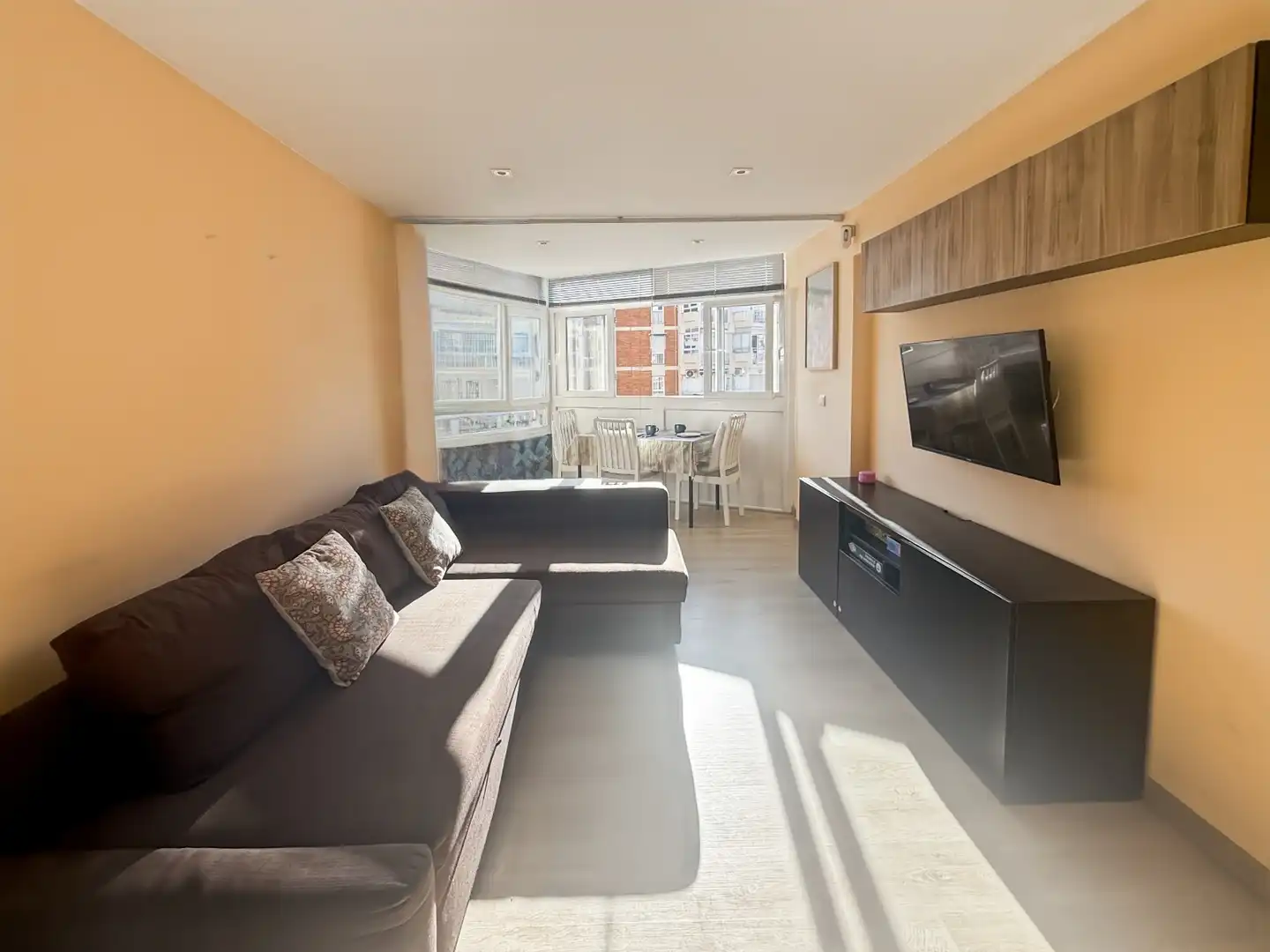 Living room of Apartments for sale in Benalmádena  with Air Conditioner, Terrace and Furnished