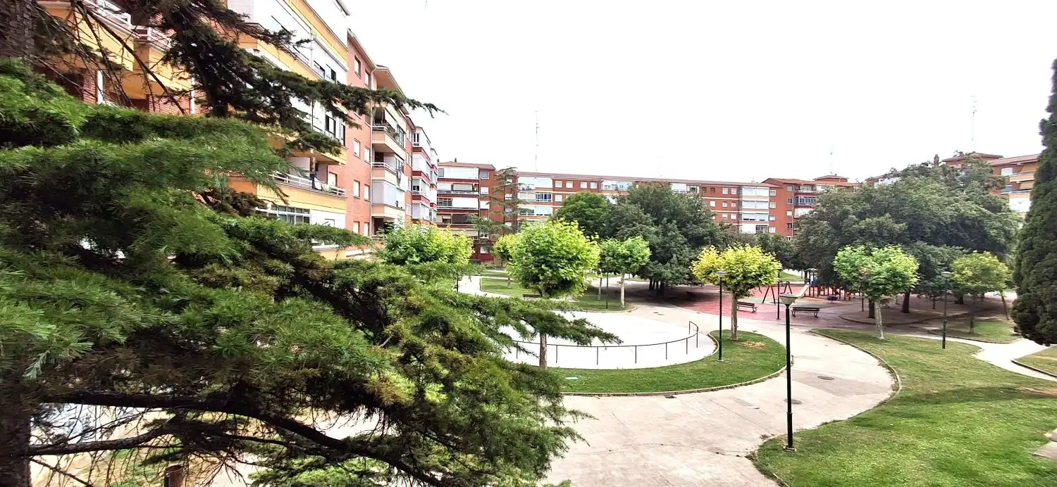 Exterior view of Flat for sale in Valladolid  with Heating and Parquet flooring