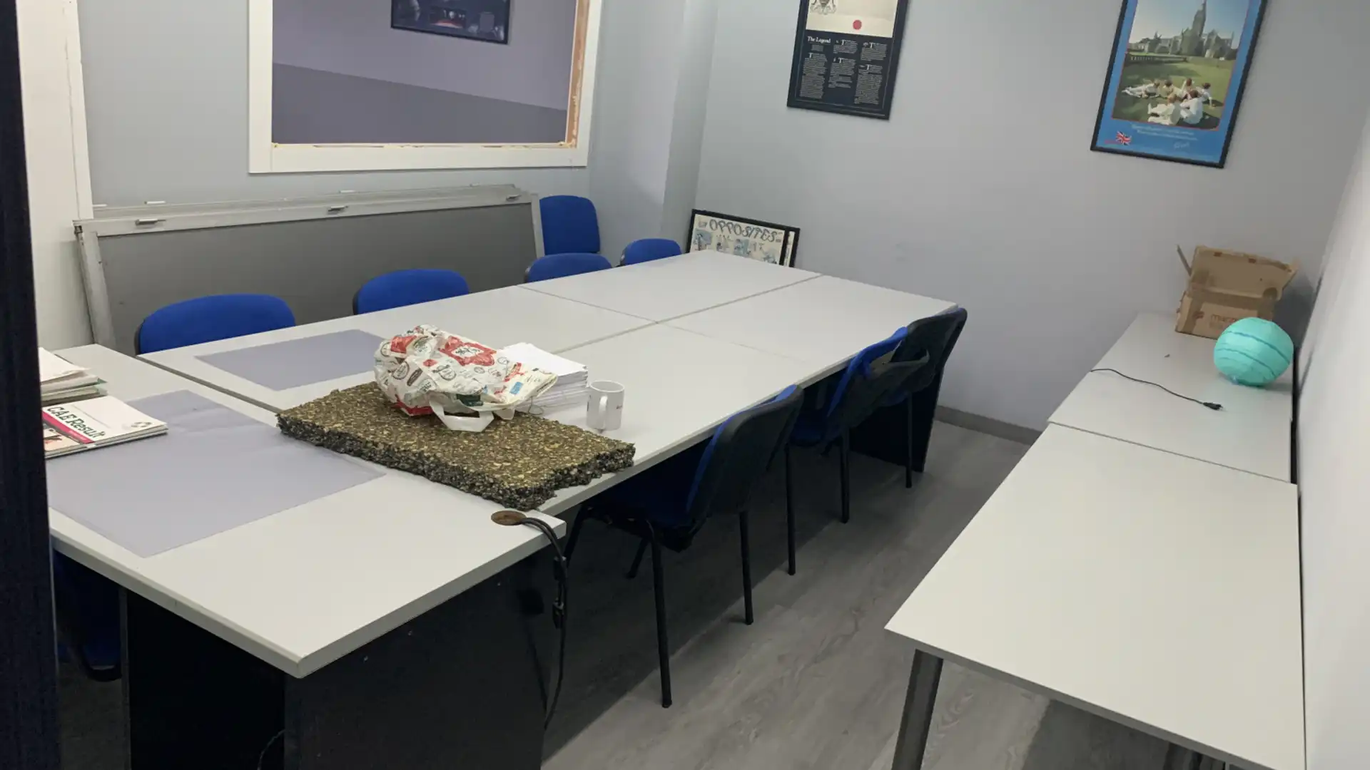 Premises for rent in Avilés - Calle Juan XXIII, Centro