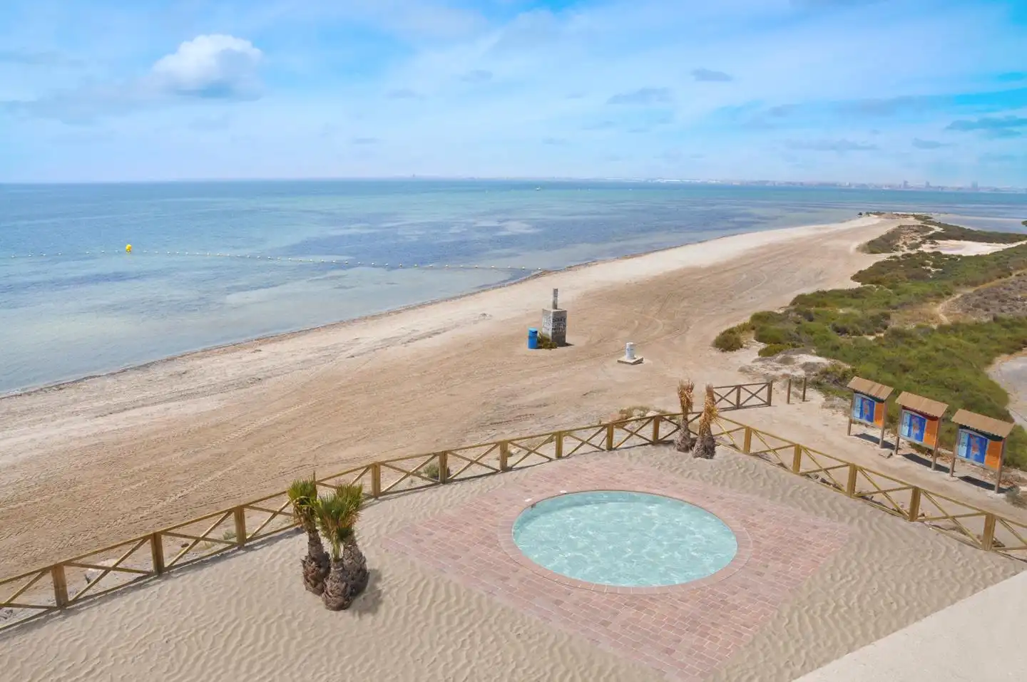 Habitación de Apartamento en venta en La Manga del Mar Menor con Aire acondicionado, Calefacción y Terraza