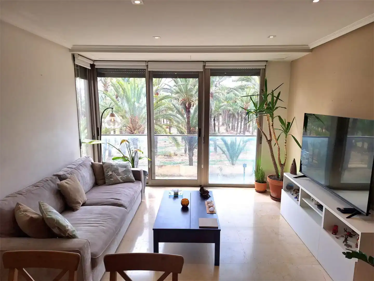 Wohnzimmer von Wohnung zur Miete in Elche / Elx mit Klimaanlage und Möbliert