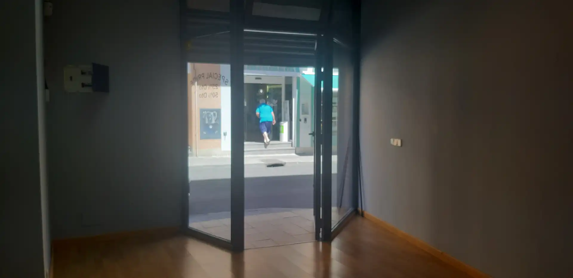 Local comercial en venta en Calle Miralrío 6, imagen 7