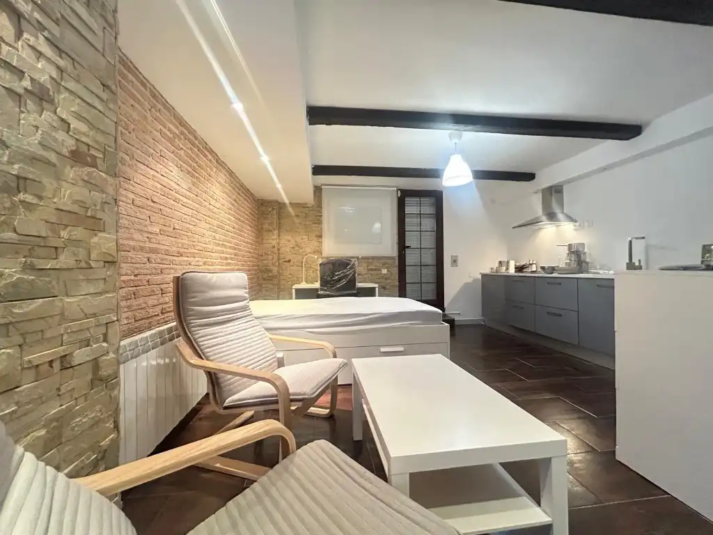 Estudio de alquiler en Calle Francisco Pizarro, Villanueva de la Cañada ciudad