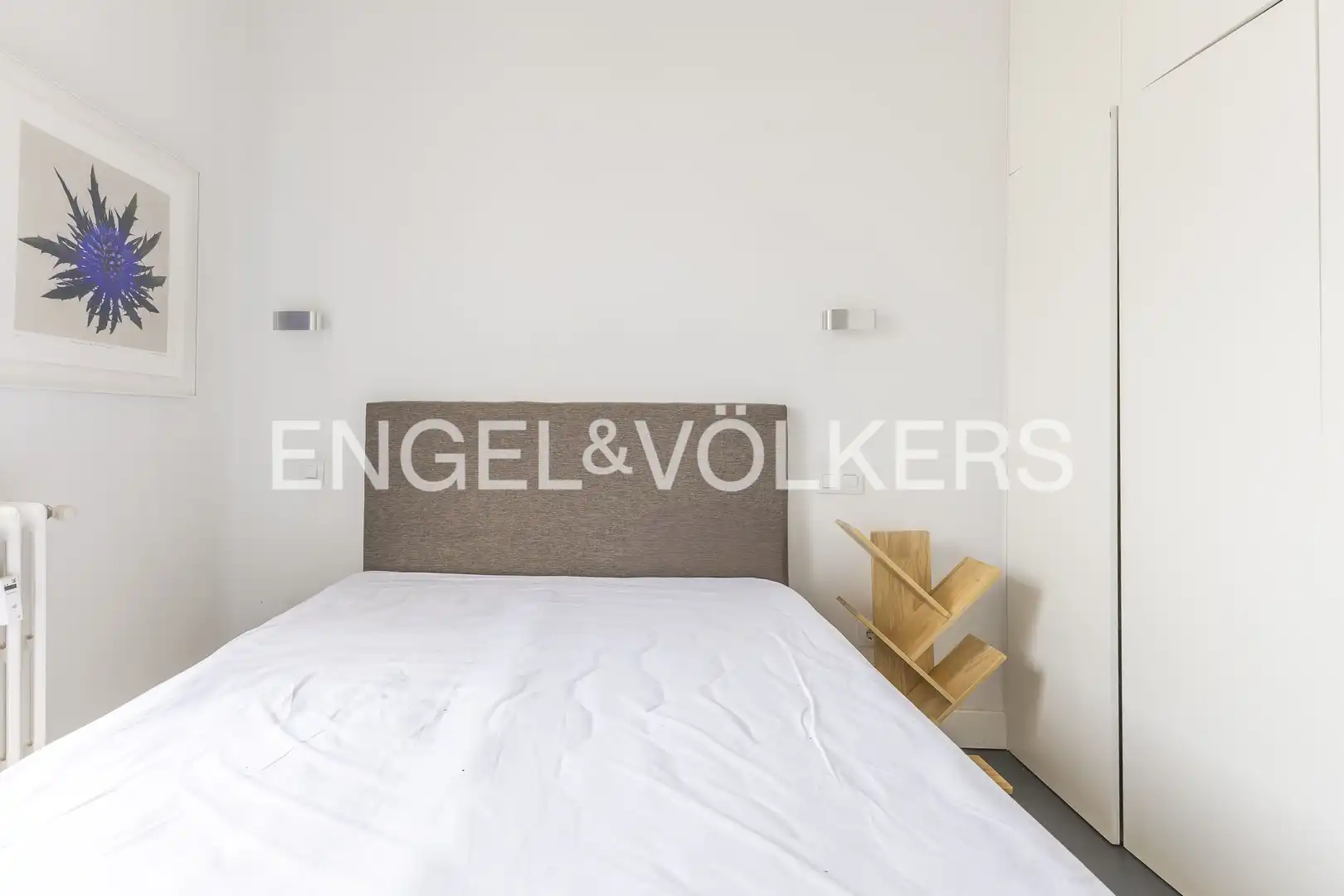 Bedroom of Apartments for sale in Madrid  with Air Conditioner, Heating and Terrace