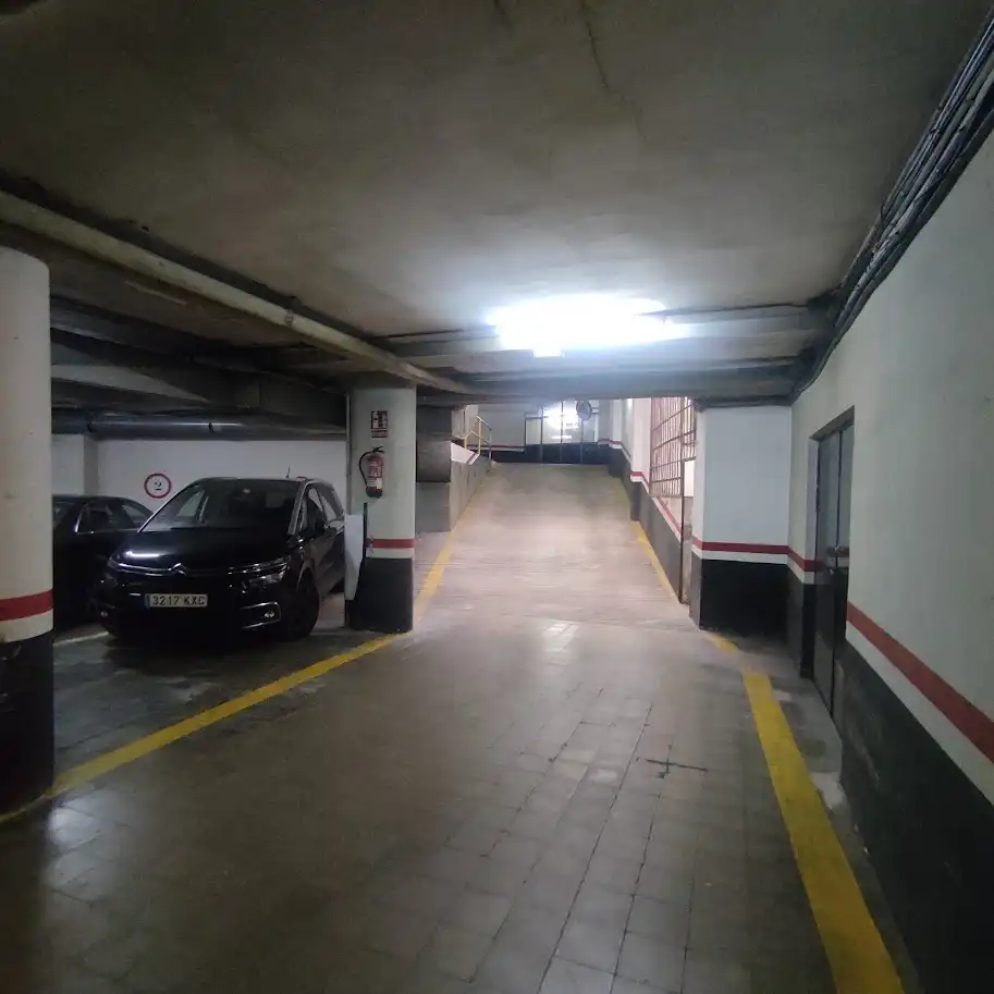 Aparcament de Garatge en venda en Barcelona