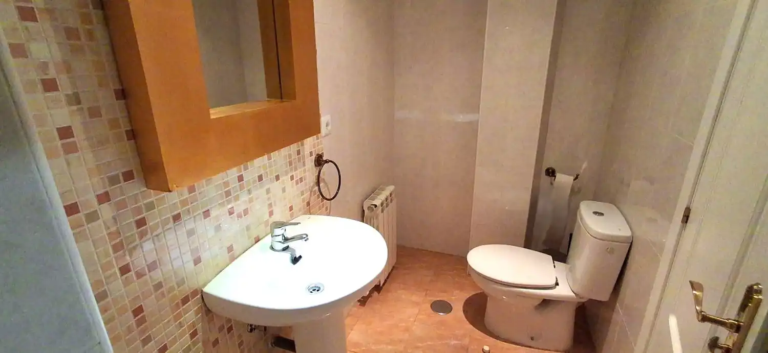 Piso de alquiler en MONASTERIO DEL PAULAR, Villa de Prado