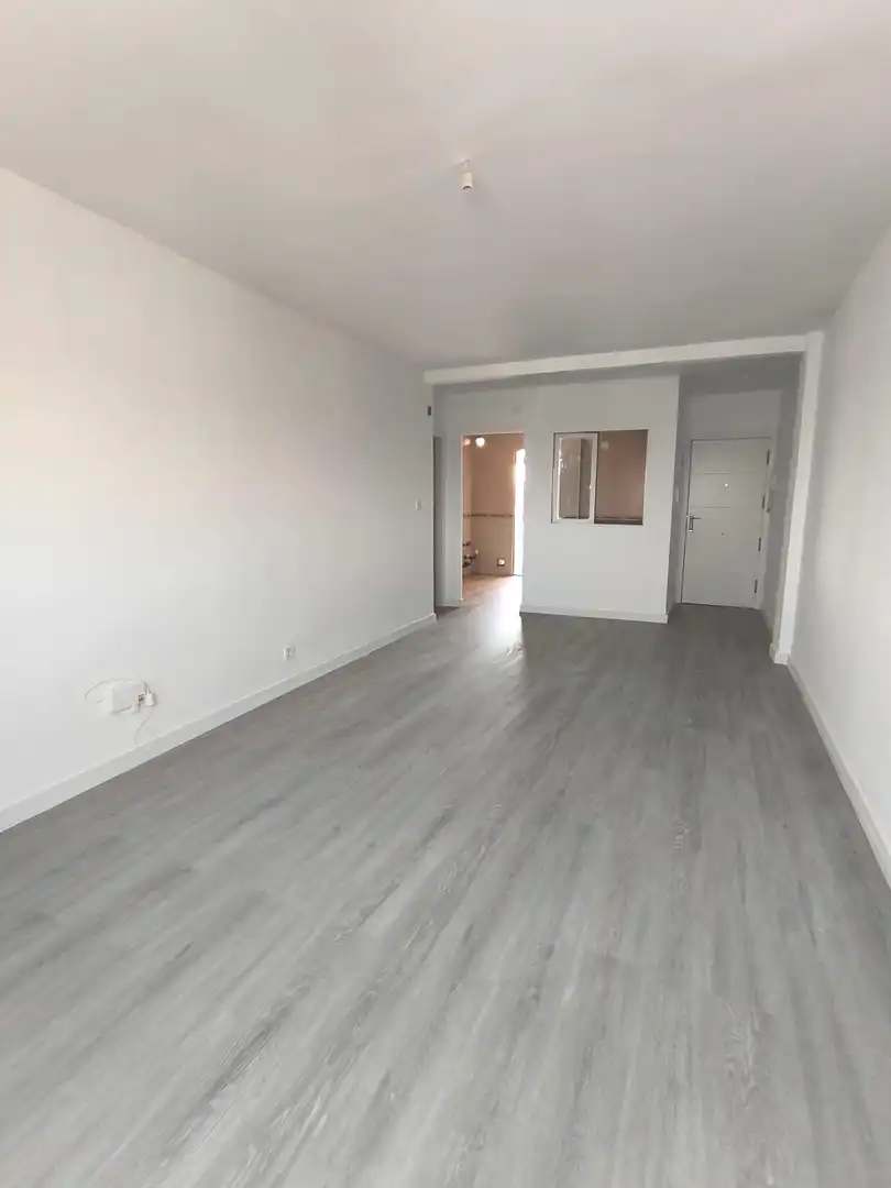 Habitación de Piso en venta en Fuenlabrada con Terraza y Alarma