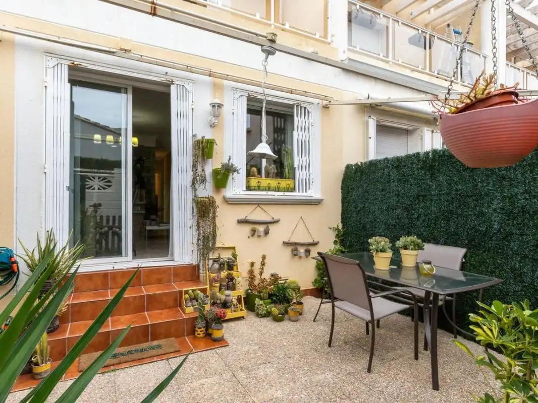 Casa a schiera con terrazza in vendita a Carrer Cefal, imagen 30