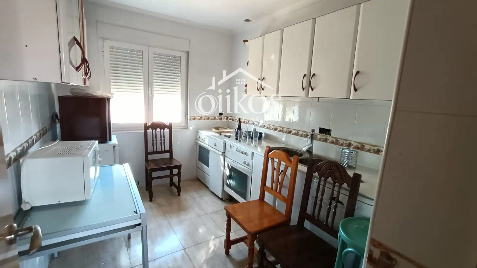 Kitchen of Houses for sale in Calvarrasa de Arriba