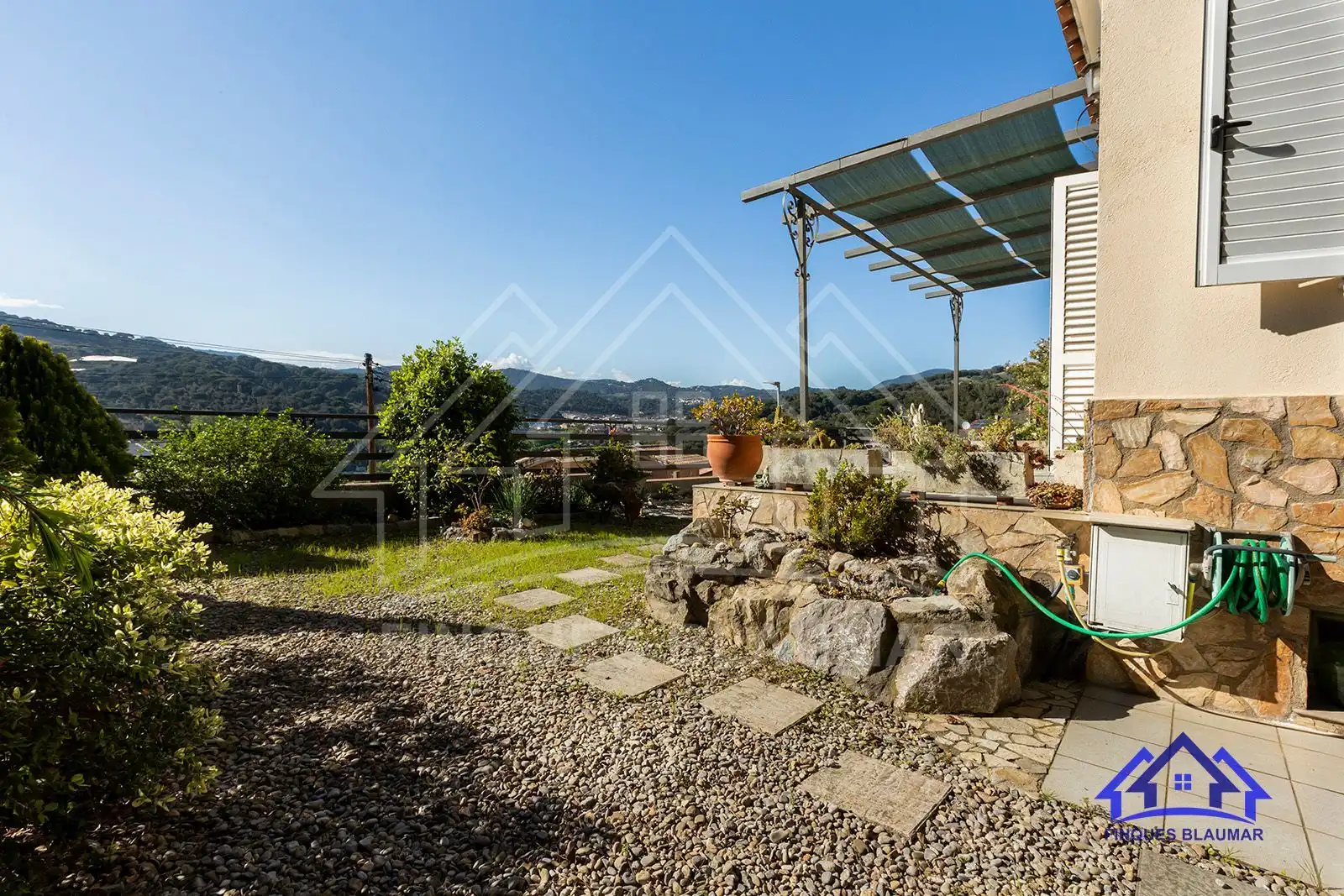 Terraza de Casa o chalet en venta en Arenys de Munt con Calefacción, Jardín privado y Trastero