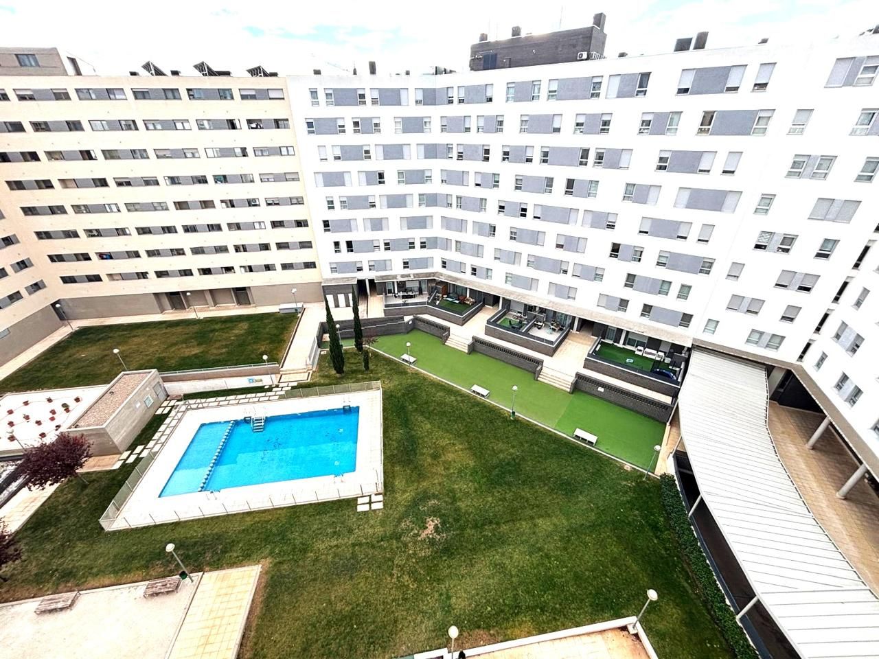 Duplex for sale in Del Vaporetto, Parque Venecia