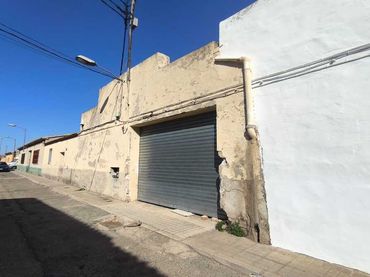 Industrial building for sale in PEGO 12