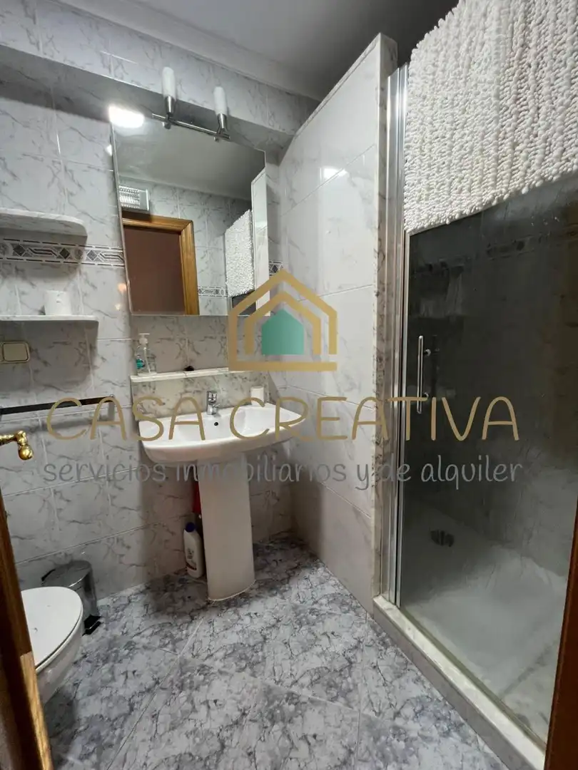 Bathroom of Flat for rent in Valencia  with Air Conditioner, Heating and Terrace