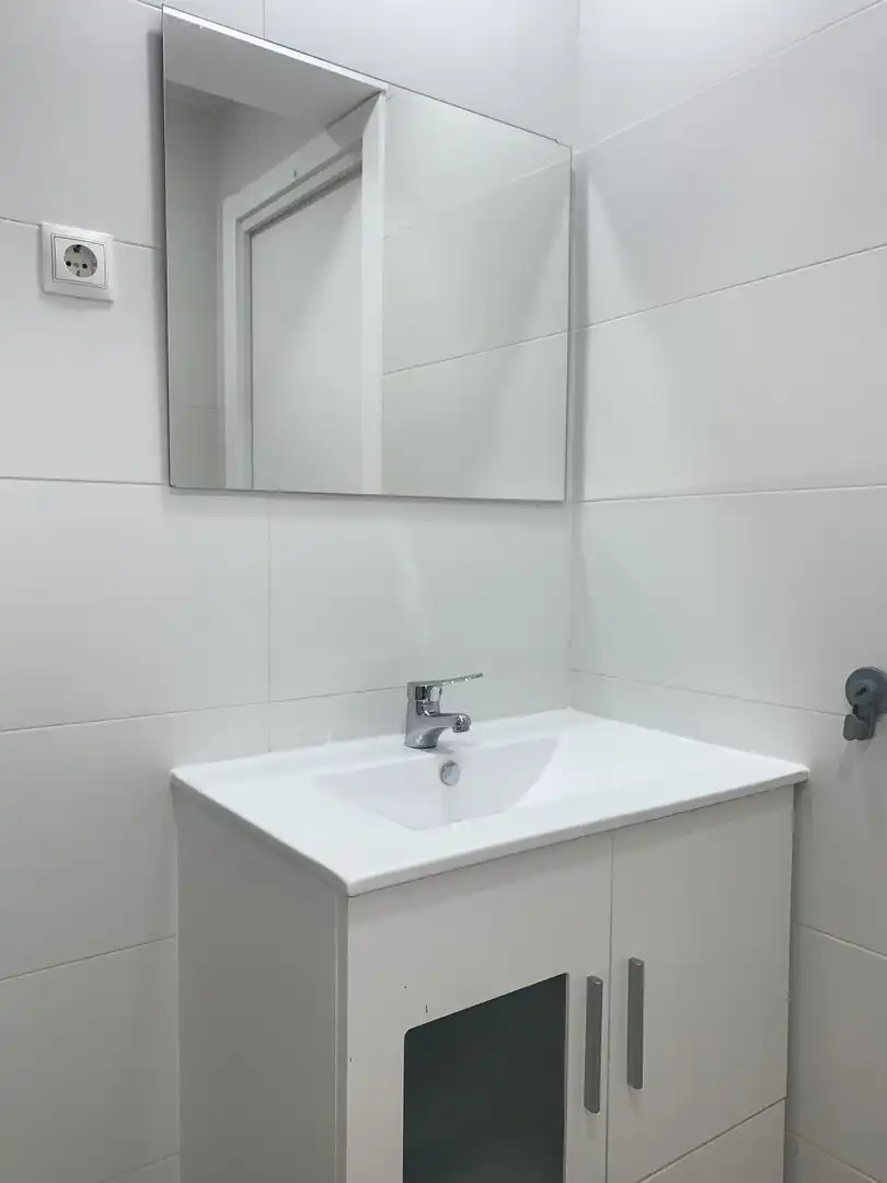 Bany de Pis de lloguer en Ciudad Lineal