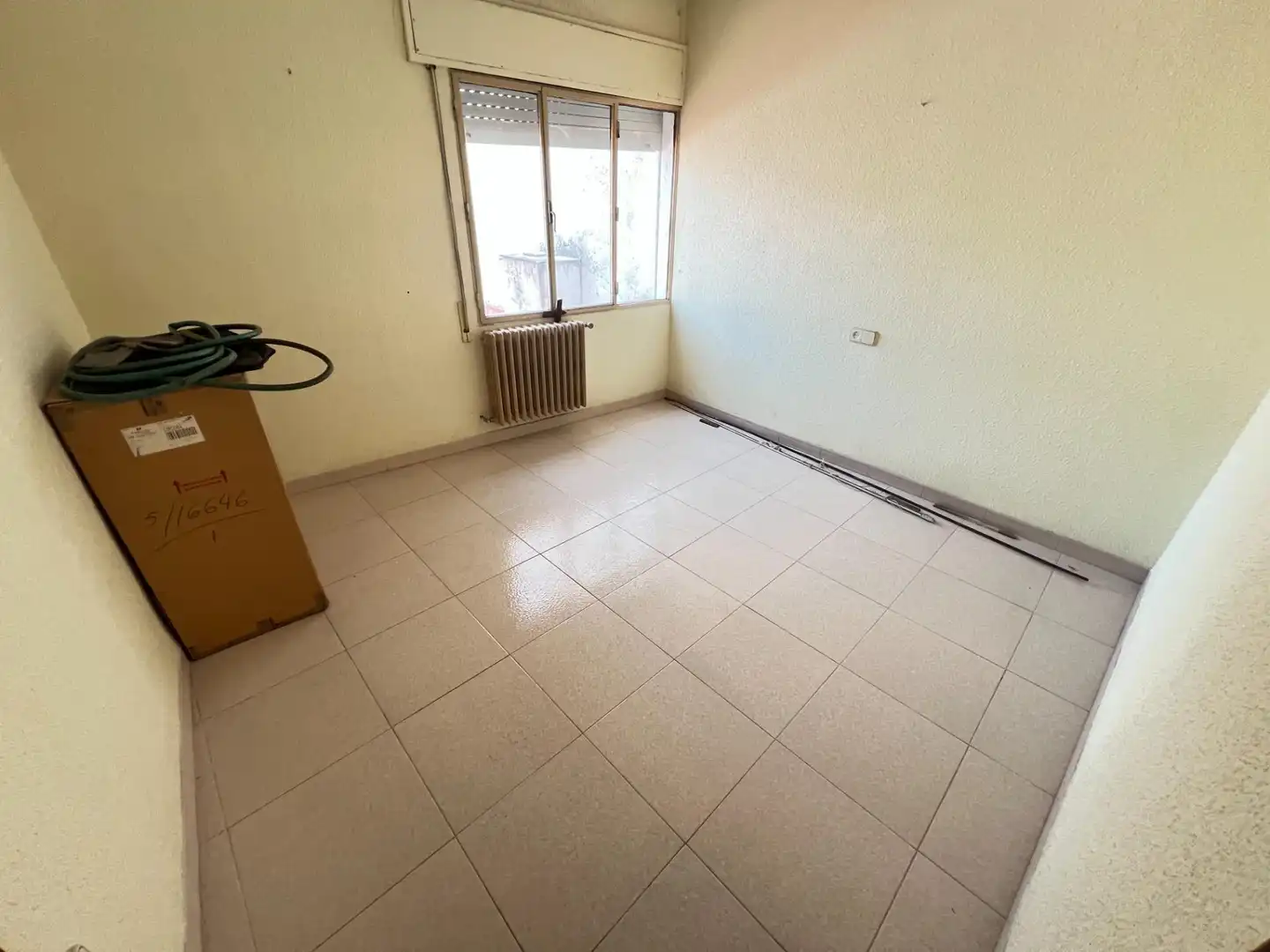 Habitación de Apartamento en venta en Almadén con Aire acondicionado, Calefacción y Terraza
