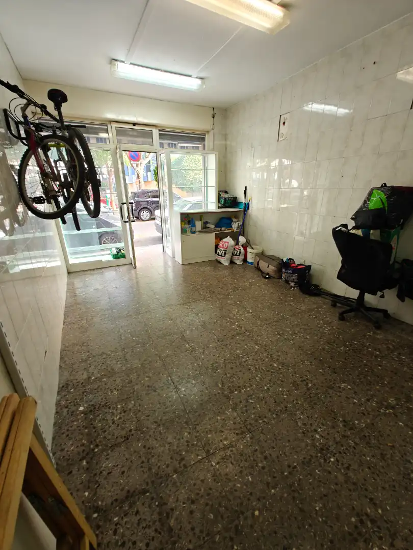 Local comercial en venda a Zona Alta, imagen 4
